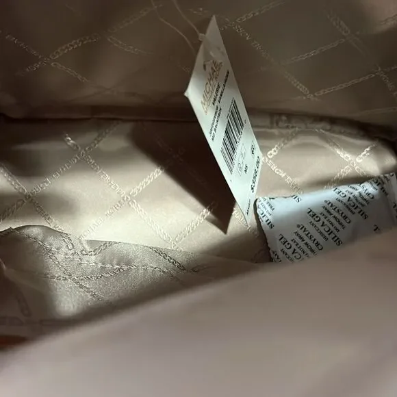 New Michael Kors Valerie Medium Logo Backpack in Vanilla/Acorn - Picture 12 of 16